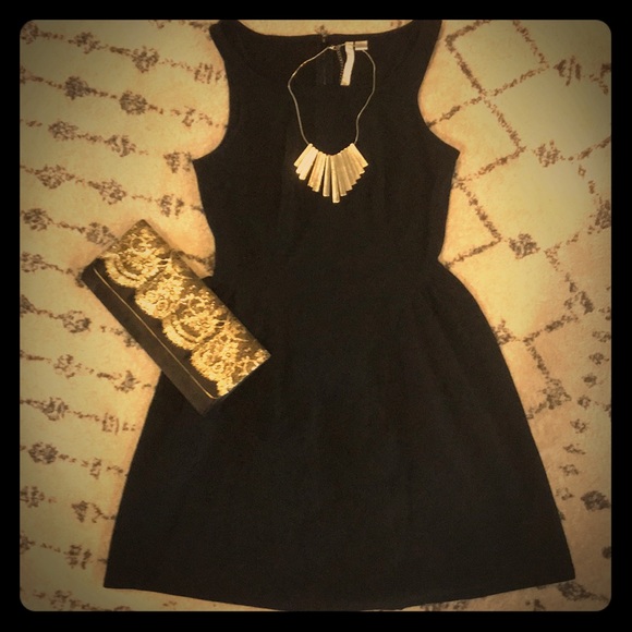 LC Lauren Conrad Dresses & Skirts - PERFECT LBD! 💜 LC Lauren Conrad Black Dress Sz 6